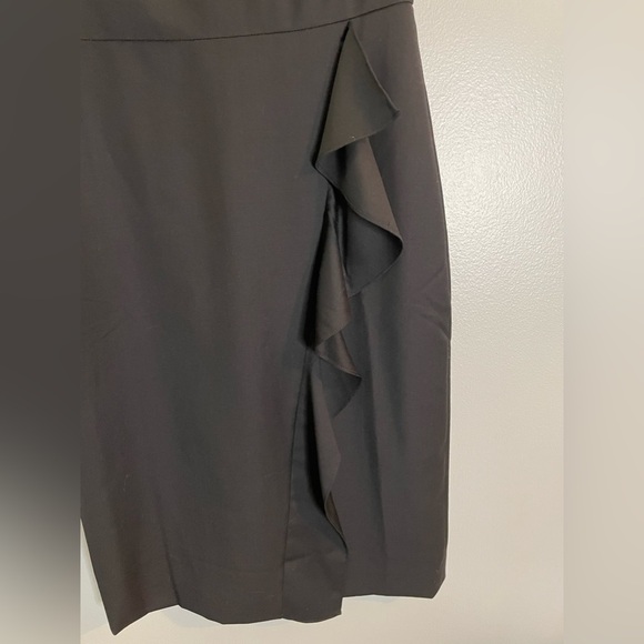 J CREW Wool Sheath Ruffle Dress Black Round Neckline Back Zip Lined SZ/0 - Picture 4 of 10